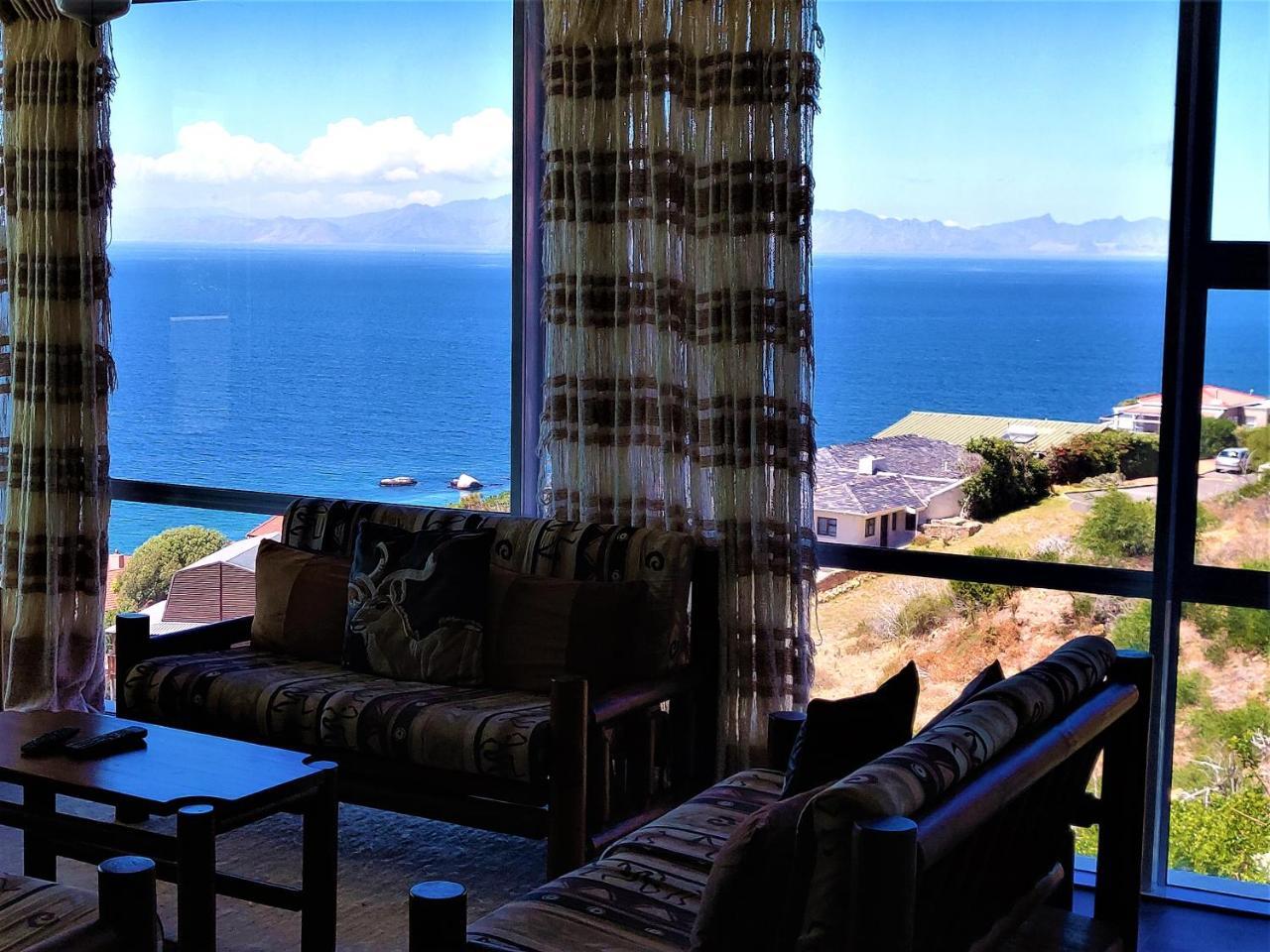 Penguinden - Load-Shedding Free Hotel Simon's Town Exterior photo